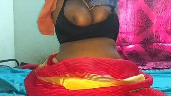 1~ Mature Desi Malli Aunty Playing Nude on Cam Showing Pussy Nasty