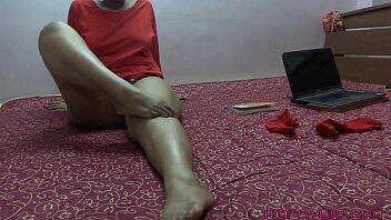 Indian girl HornyLily shows off her dirty feet